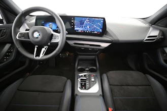 https://vehicle.imgix.net/4283049/e584343e-0ce0-4a09-a304-ae7e19246c38.jpg