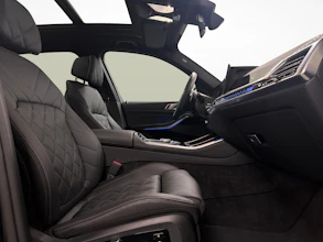 https://vehicle.imgix.net/4283206/c6e5403a-2bd4-4ae9-9db8-19a863426cea.jpg