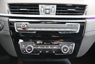 https://vehicle.imgix.net/4283300/cb31b41a-0b78-4b8c-bdf7-5864b95971e6.jpg