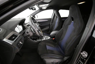 https://vehicle.imgix.net/4283300/e7bf48c2-b4c5-4c16-b9fe-3723c4676532.jpg