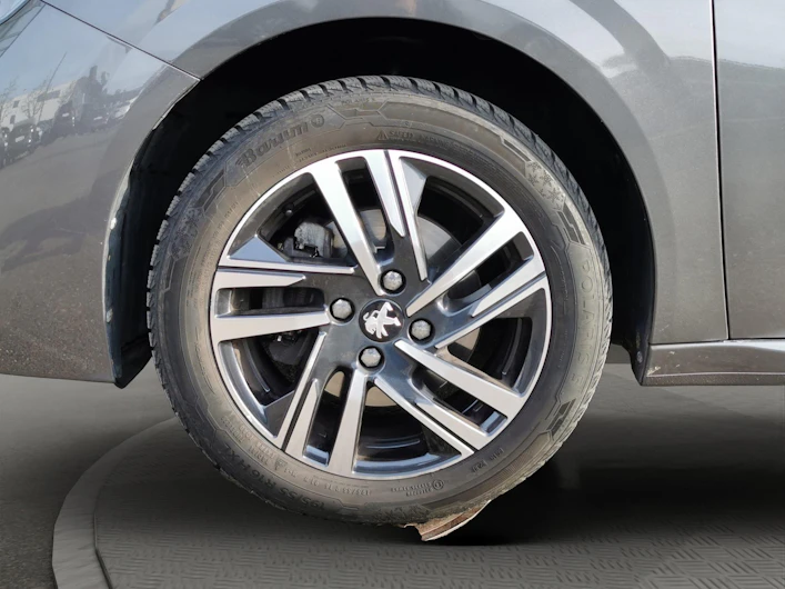 Fahrzeugbild PEUGEOT 208