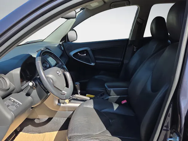 Toyota RAV4 2.2 D-CAT 150 L.Sol Premium