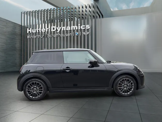 Mini F66 1.5i Cooper C Essential Trim