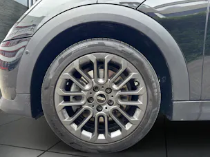 Mini F66 1.5i Cooper C Essential Trim