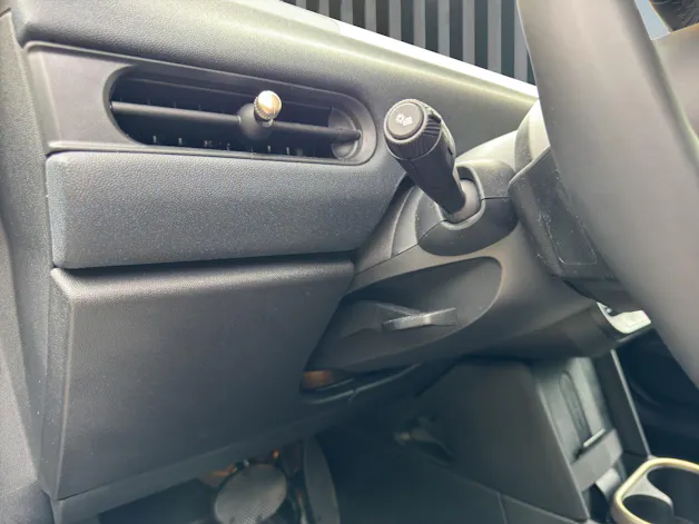 Mini F66 1.5i Cooper C  Essential Trim