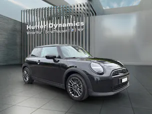 Mini F66 1.5i Cooper C  Essential Trim