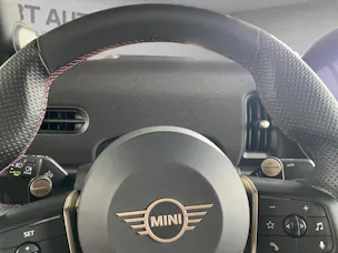 MINI Cabrio F67 2.0i John Cooper Works