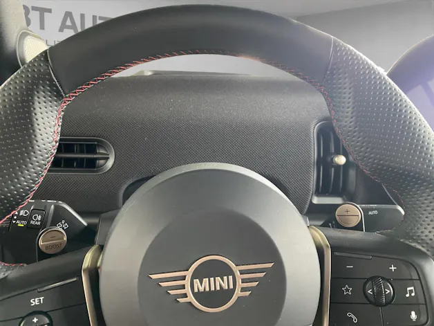 MINI Cabrio F67 2.0i John Cooper Works