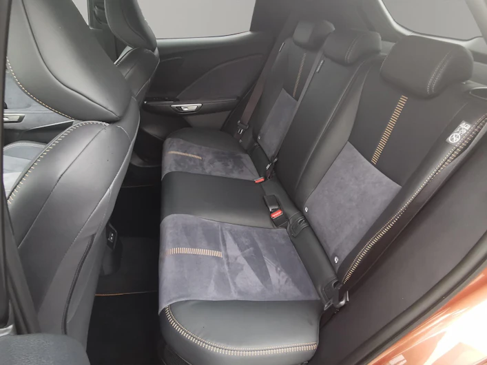 image du véhicule LEXUS LBX