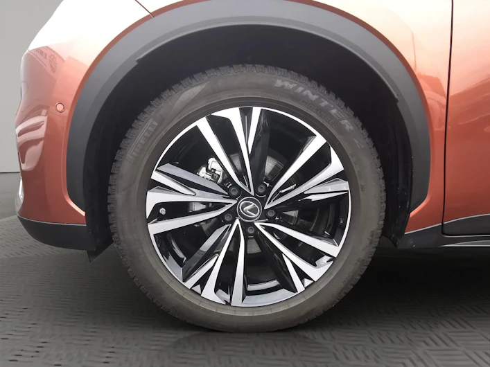 image du véhicule LEXUS LBX