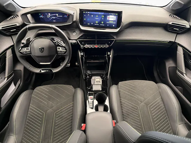 PEUGEOT 208 1.2 Hybrid 145 GT