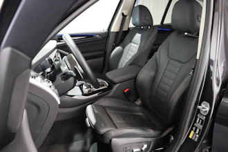 https://vehicle.imgix.net/4283350/030c8039-373f-487d-9353-8dd65c58ec33.JPG