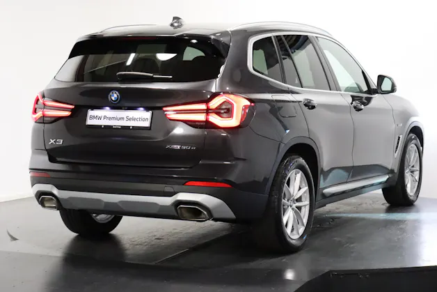 BMW X3 30e xDrive SAG