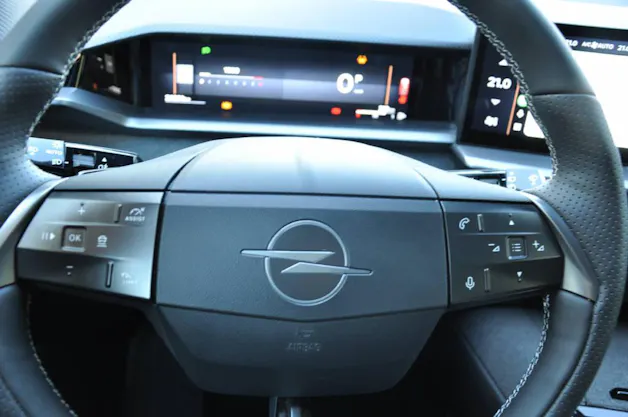 Opel Grandland 1.2 T HEV GS