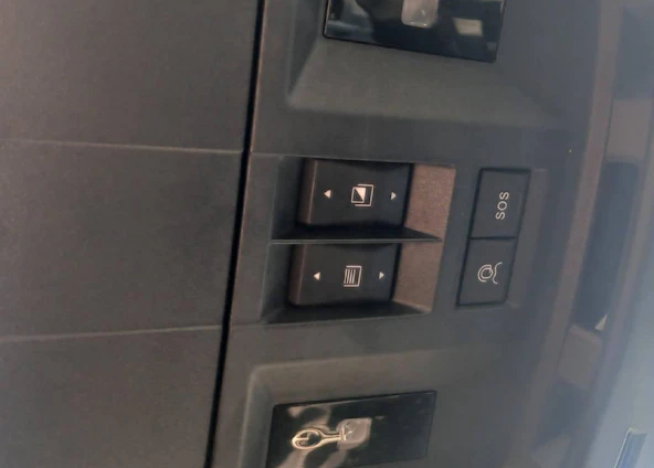 Fahrzeugbild 10 Fahrzeugbild 10