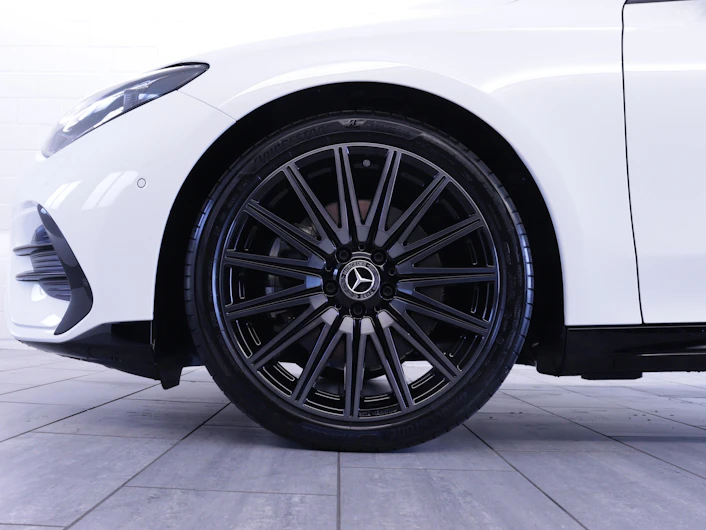 image du véhicule MERCEDES-BENZ CLA 220