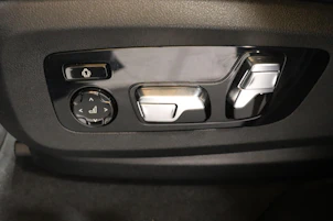 immagine del veicolo BMW X6 M50i
