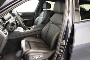 immagine del veicolo BMW X6 M50i