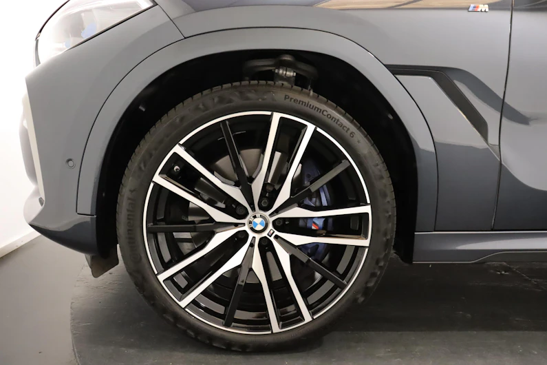 image du véhicule BMW X6