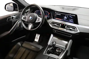BMW X6 M50i