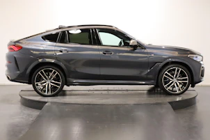 immagine del veicolo BMW X6 M50i