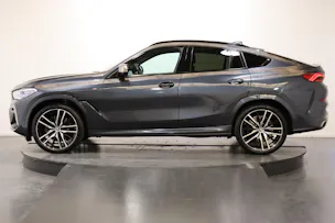 BMW X6 M50i