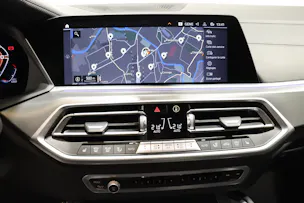 BMW X6 M50i