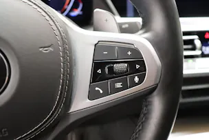 BMW X6 M50i