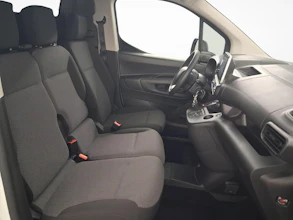 https://vehicle.imgix.net/4283395/5e6b3874-a793-4b60-9aee-3eb53574b00c.jpg