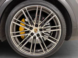 Porsche Cayenne Turbo S E-Hybrid