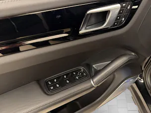 Porsche Cayenne Turbo S E-Hybrid