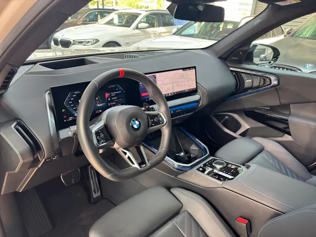 BMW X3 M50i