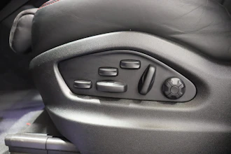 https://vehicle.imgix.net/4283519/a5d33095-4ec1-4c40-a33a-5df519830207.JPG