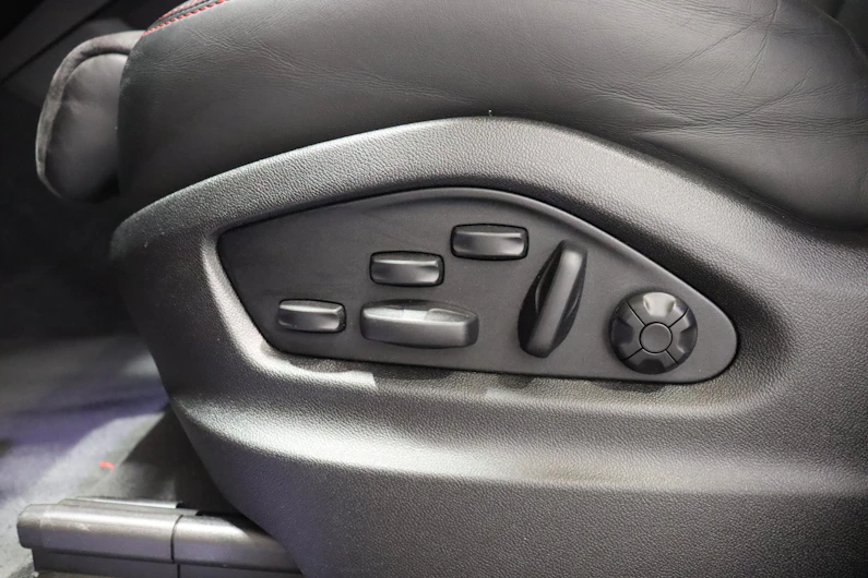Fahrzeugbild PORSCHE CAYENNE