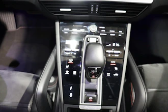 https://vehicle.imgix.net/4283519/bc891e49-d6e6-4767-8883-8bd7b69ae24c.JPG