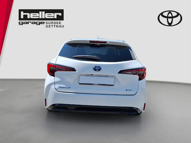 Toyota Corolla Touring Sports 2.0 HSD Swiss Edition
