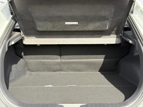 https://vehicle.imgix.net/4283537/9c5ea4ad-9bbf-44d2-bf5c-78693c4a74e3.jpg