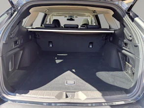 https://vehicle.imgix.net/4283542/fe53adc0-1efd-4d9b-a241-73da93dbd7be.jpg