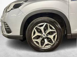 Subaru Forester Station 2.0i e-Boxer Swiss Plus