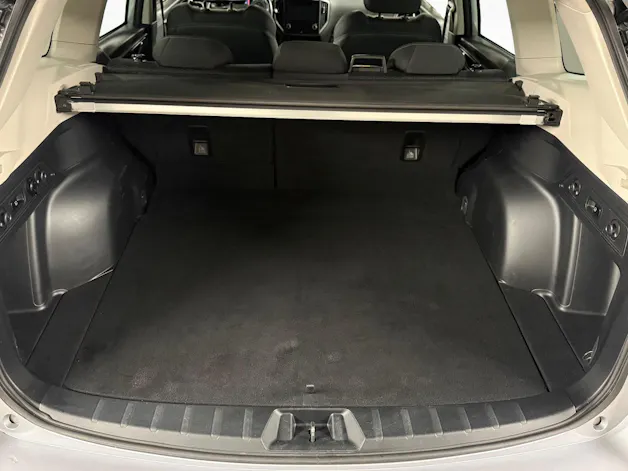 Subaru Forester Station 2.0i e-Boxer Swiss Plus