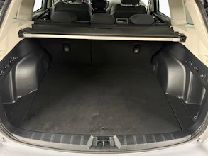 https://vehicle.imgix.net/4283543/a925aff6-6793-44a4-a7ba-53913d5b41bb.jpg