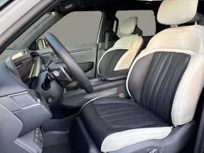 https://vehicle.imgix.net/4283546/d22ce0b3-557e-46b1-a61e-3bfb3fb4cb27.jpg