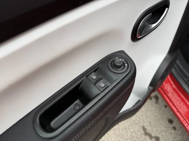 Renault Twingo E-Tech techno