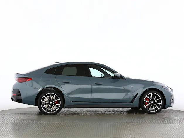BMW i4 xDrive40