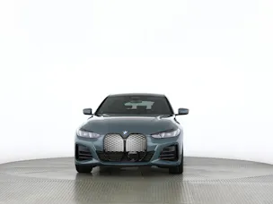 BMW i4 xDrive40