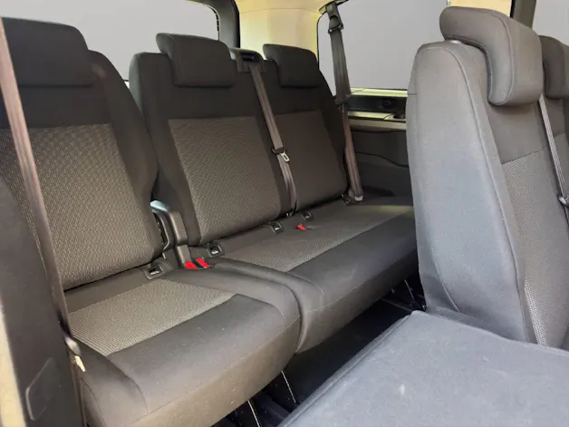 Peugeot Traveller Standard 2.0 BlueHDi 180 Business S/S