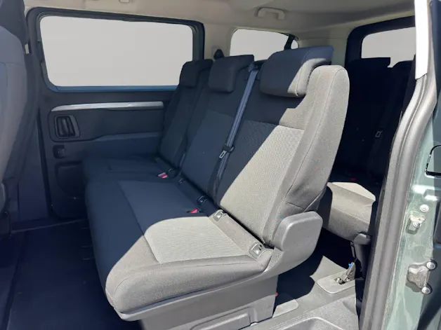 Peugeot Traveller Standard 2.0 BlueHDi 180 Business S/S