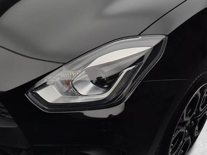 immagine del veicolo SUZUKI SWIFT