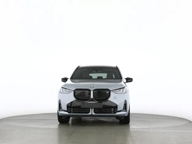 BMW X3 M50i