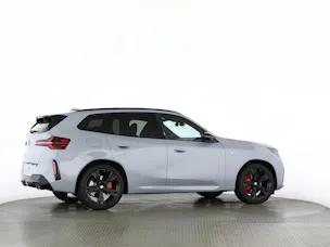 BMW X3 M50i